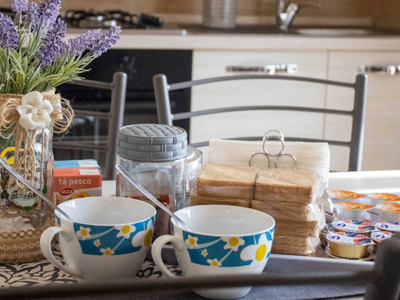 colazione cucina appartamento piano terra monti sibillini